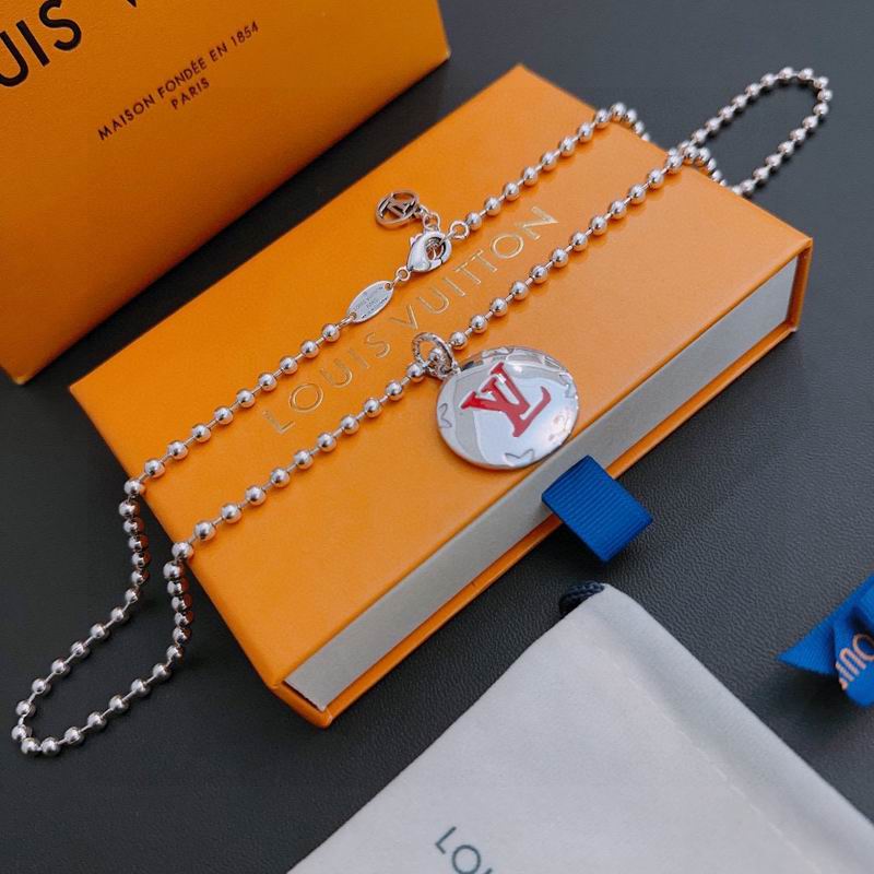 LV Necklace 05yxh74